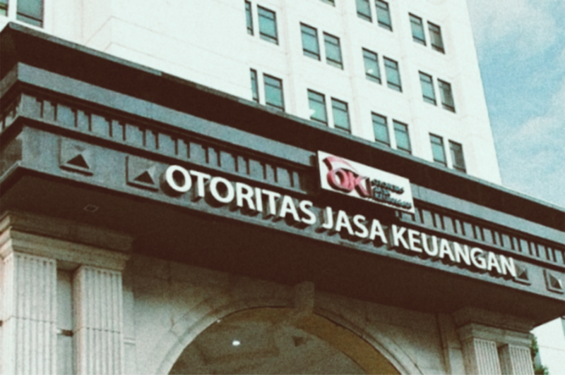 Otoritas Jass Keuamgsn (OJK) OJK ingatkan publik jangan gampang percaya penawaran IPO yang catut logo resminya.