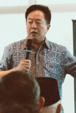Victor Hartono Ungkap Strategi Suksesi Djarum dalam Forum Paramadina