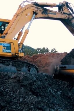 Aksi Jual Saham Premium Hillcon Equity, Sinyal Strategi atau Sekadar Realisasi Cuan?