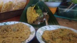 Berawal dari terdampak pandemi, Dwi Rinawati tak menyerah. Bersama keluarga, ia rintis Pecel Ndoweh yang kini sukses berkat pendampingan dan pendanaan dari BRI. (Dok. BRI)